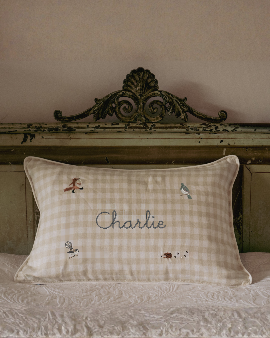 /products/embroidered-icons-cushion-copy