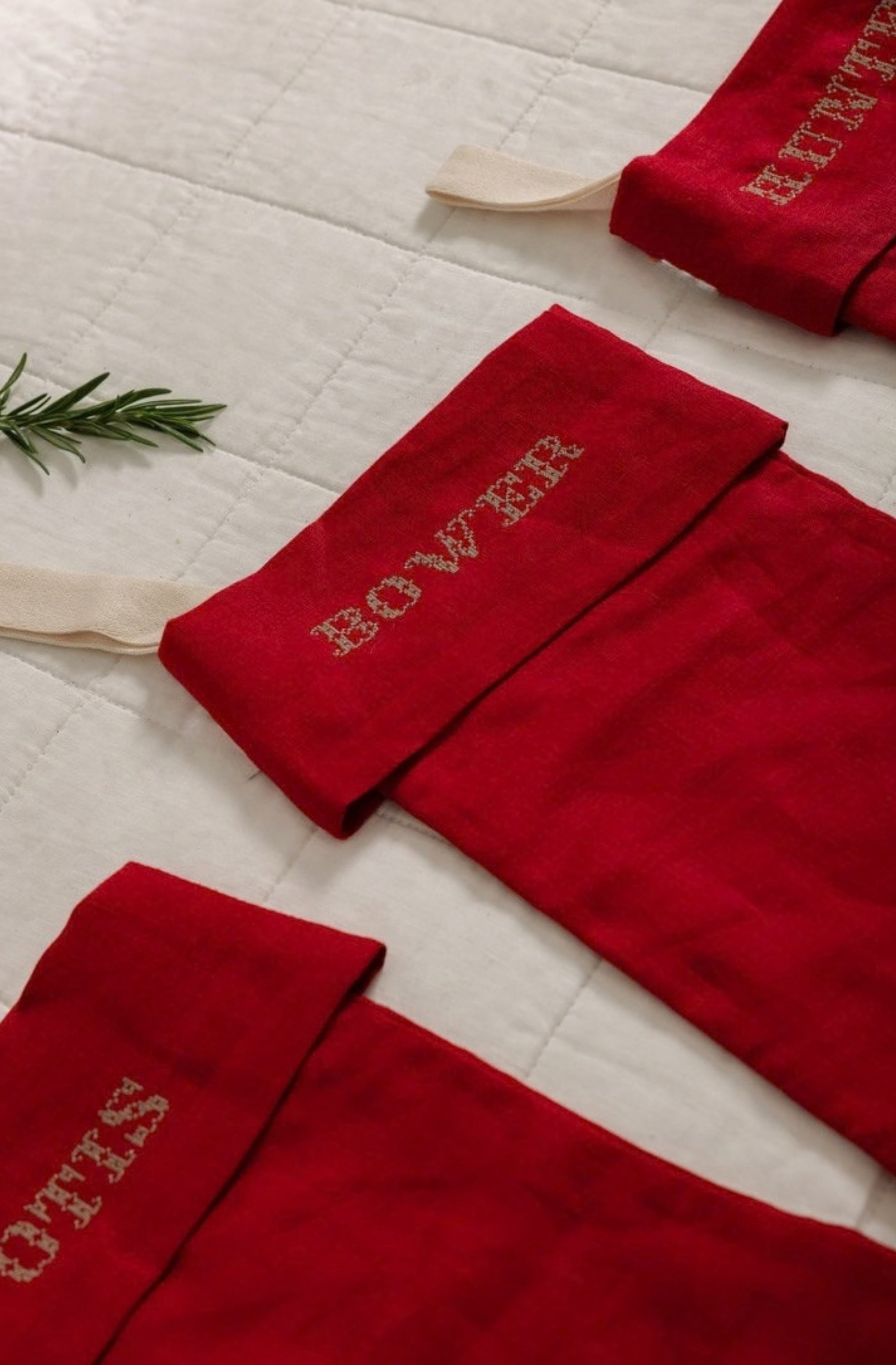 /products/plain-linen-stocking-v2