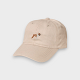 Beige personalised hat with embroidered English Bulldog design, made of 100% washed cotton in a classic baseball style.